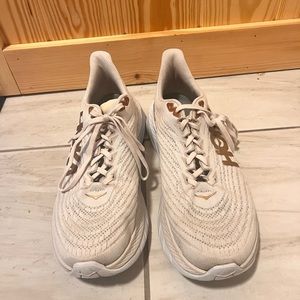 Hoka Mach 5 womens size 10.5